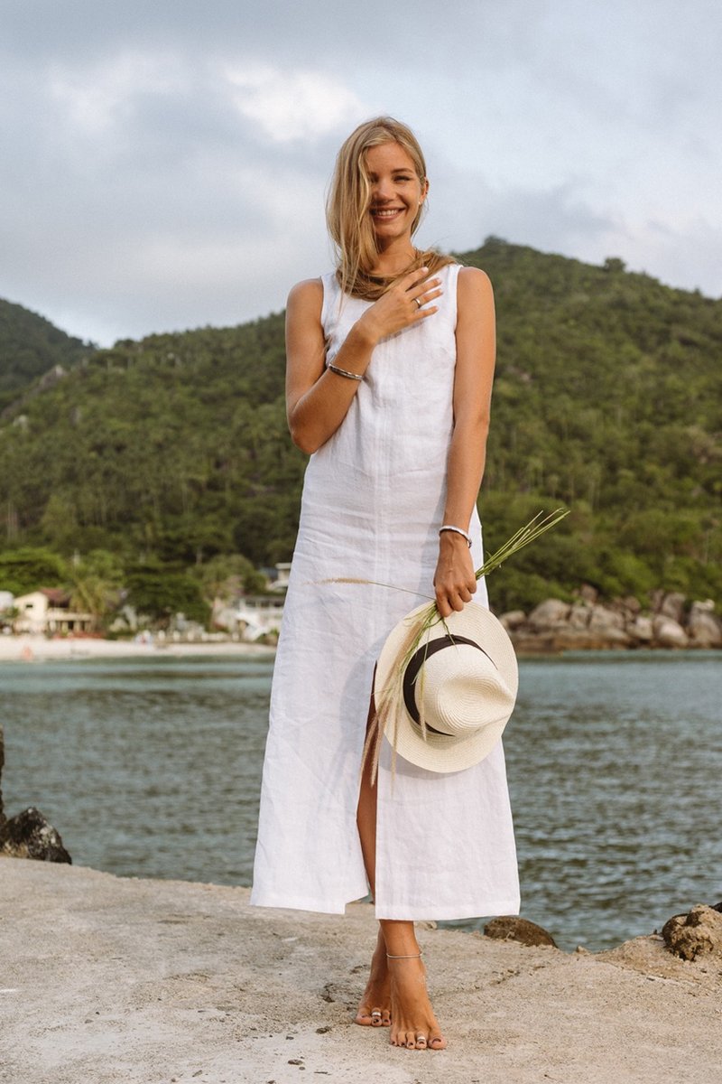 Classic white linen maxi dress on a Koh Samui beach